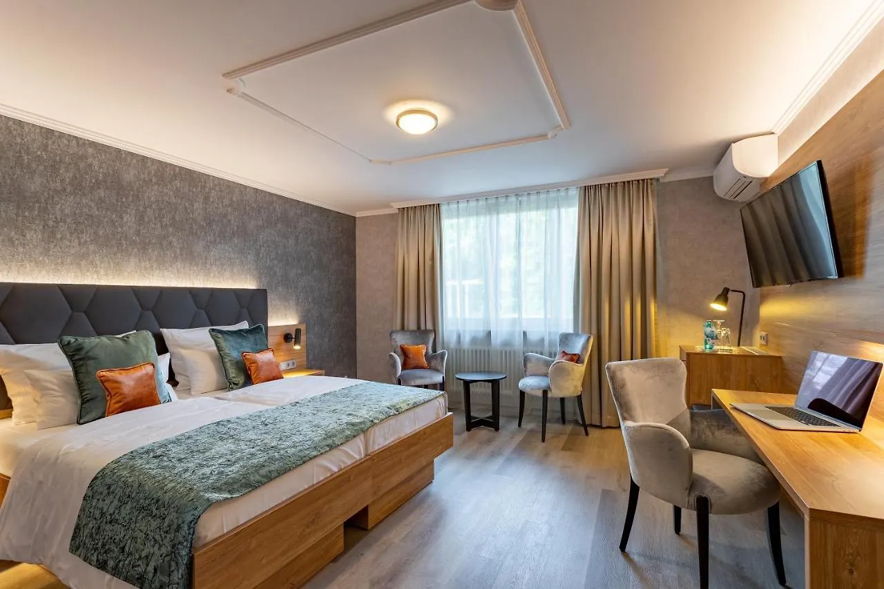 Villa Westend Hotel An Der Messe contacts
