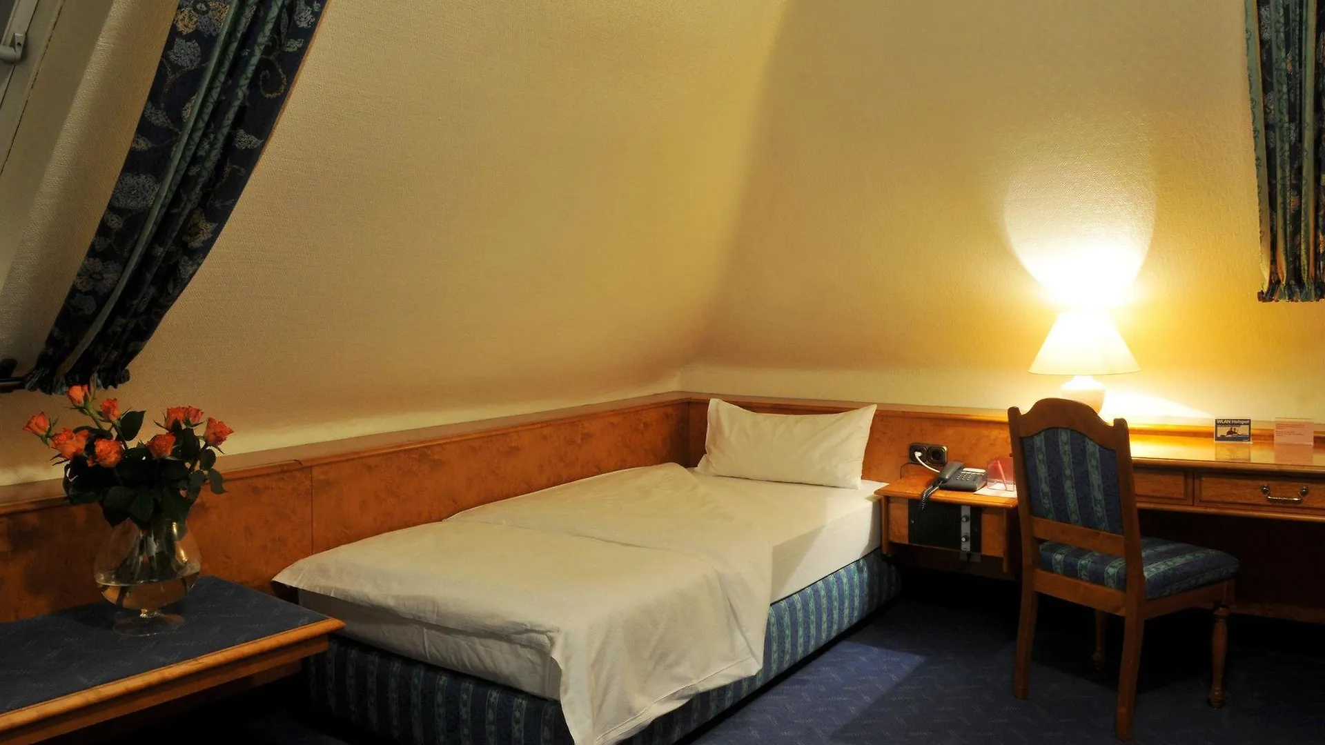 Villa Westend Hotel An Der Messe Frankfurt am Main Germany