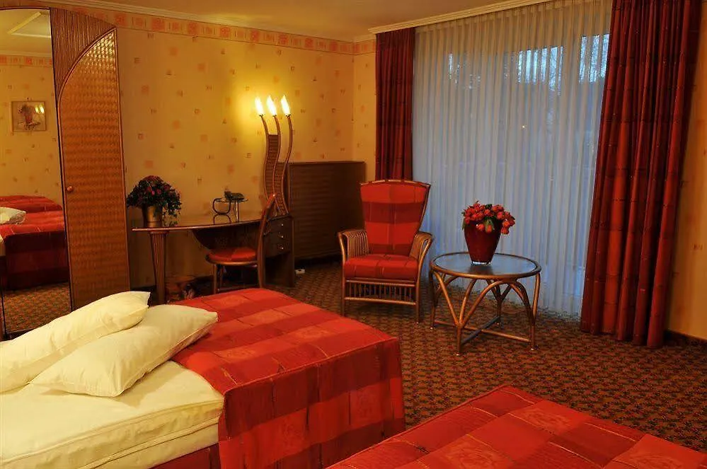 ****  Villa Westend Hotel an der Messe Frankfurt am Main Deutschland